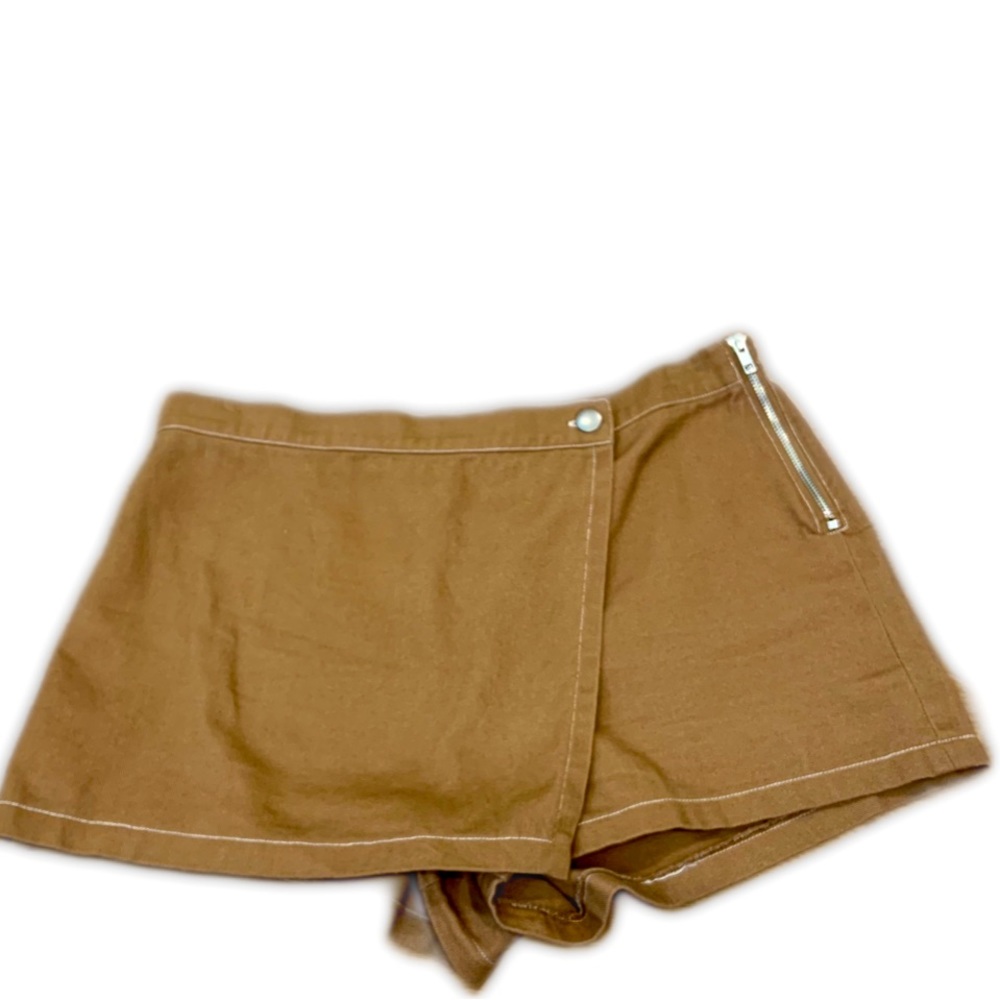 Altar’d State brown cotton mini skort with side zipper and button closure